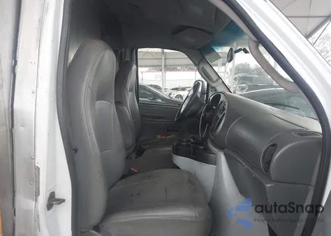 2008 Ford E-350 Super Duty Commercial/Recreational from USA, damaged, VIN 1FTSS34LX8DA96586